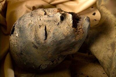  مردی که ۳۰ سال پیش با روش مصر باستان مومیایی شد