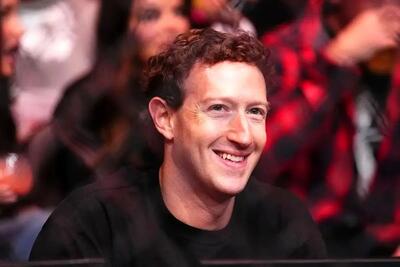  زاکربرگ ماند و حوضش؟
