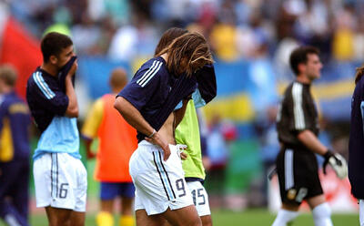  داستان گویِ اسرارآمیز؛ لذت آشنایی با گروه مرگ و گریه‌های عذاب‌آور باتیستوتا / دفترچه یادداشت طرفداری - پارس فوتبال