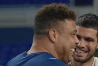  اسطوره فوتبال مقابل ستاره تنیس؛ مسابقه تنیس رونالدو نازاریو و کارلوس آلکاراس - پارس فوتبال