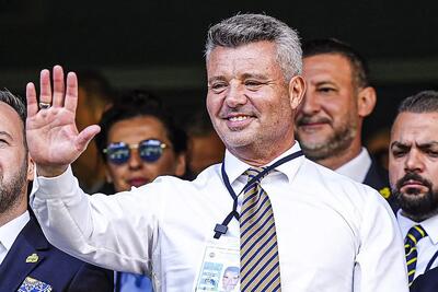  رابطه مخفی رئیس باشگاه فوتبال با خانم مجری و مصرف کوکائین