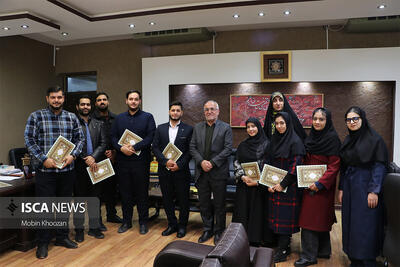  نشست سالیانه ایسکانیوز یزد با حضور رئیس دانشگاه آزاد یزد برگزار شد