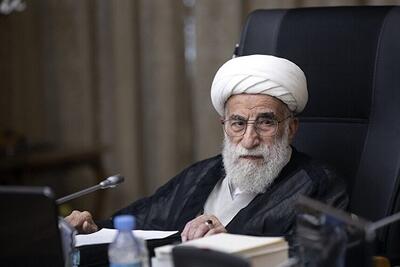  آیت الله جنتی: حل مشکلات معیشتی مردم وظیفه مسئولان است