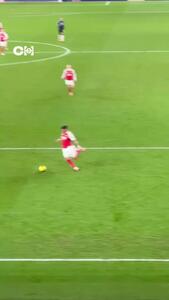  ویدئو:‏‎ فرصت طلایی آرسنال با ضربه هینکاپیه هدر رفت - پارس فوتبال