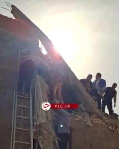  فیلم نجات کودک گرفتار در زیر آوار در حادثه انفجار گاز در اهواز