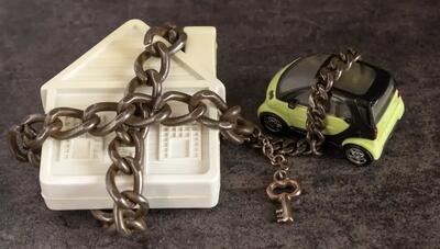  6 نکته درباره حوادث دی ماه و «مصادره اموال» : حقوق ، افسار اسب سیاست است نه تازیانه آن