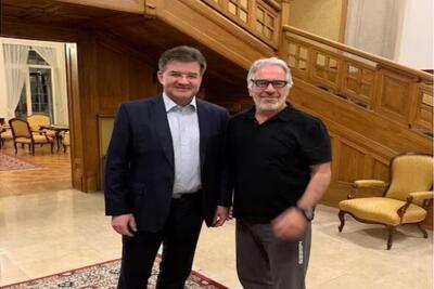  استعفای مشاور امنیت ملی اسلواکی پس از افشای ایمیل‌هایش با جفری اپستین