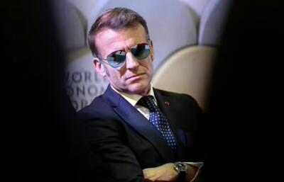  اکونومیست: مکرون می‌گوید اروپا با یک «وضعیت فوق‌العاده ژئوپولیتیک» روبه‌رو است و توسط فناوری آمریکا و واردات از چین، کنار زده خواهد شد/ مکرون دوست دارد «اوراق قرضه اروپایی برای آینده» راه‌اندازی شود تا در حوزه‌های دفاع، امنیت و هوش مصنوعی سرمایه‌گذاری کند/ رئیس‌جمهور فرانسه حتی می‌خواهد شرکای اروپایی بیشتری را جذب کند تا سامانه‌هایی رقابتی با نمونه‌های آمریکایی ایجاد شود