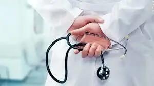  از بیکاری پزشکان تا گسترش ظرفیت؛ دور باطل پرهزینه