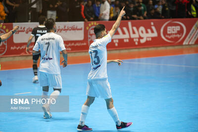  نتایج هفته ۲۳ لیگ برتر فوتسال/ بازگشت گیتی پسند به صدر با عبور از مس سونگون
