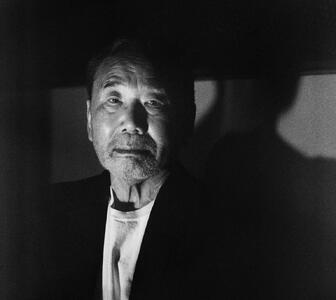  موراکامی تاثیر موسیقی بر شیوه روایتش را پررنگ‌تر از ادبیات می‌داند