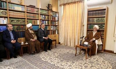  دیدار شهردار تهران و آیت الله مکارم شیرازی | با راهکارهای فرهنگی می‌توان مسائل اجتماعی را مدیریت کرد