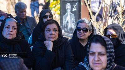  مراسم تشییع پیکر زنده یاد عنایت الله بخشی