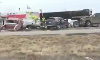  ۳۰ خودرو و تصادف زنجیره‌ای در بزرگراه! + ویدئو | تصاویری از محل حادثه