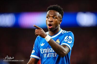  حواشی بازی بنفیکا - رئال مادرید؛ نژادپرستی، اخراج مورینیو، توقف ۱۰ دقیقه‌ای بازی/ چرا وینیسیوس بازی را به جنجال کشید؟