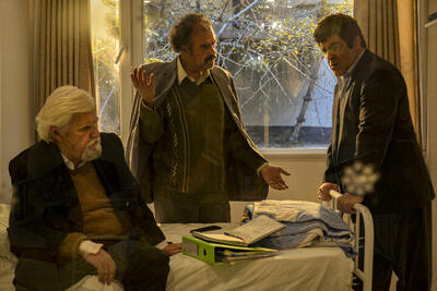  اکران آنلاین آخرین فیلم سینمایی که عنایت بخشی در آن بازی کرده است