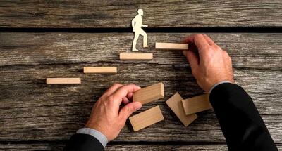  چرا توسعه مهارت‌های فردی به یک دغدغه اجتماعی تبدیل شده است؟