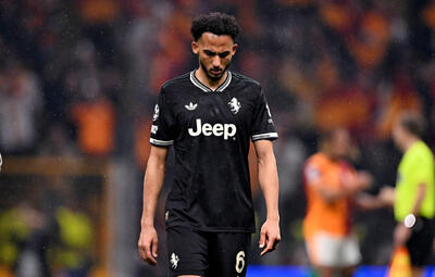  واکنش مدافع یوونتوس به توهین نژادپرستانه هوادار خودی / عکس