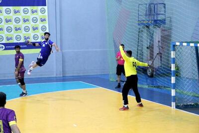  پایان تعقیب و گریز تیم‌ها در هفته چهاردهم لیگ برتر هندبال/ استقلال صدرنشین باقی ماند