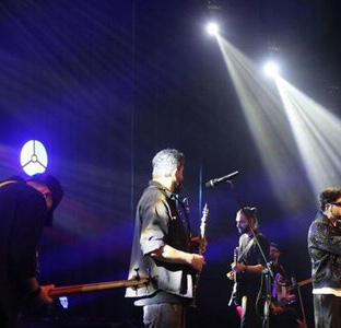  خواننده‌ای که وجود خارجی ندارد!