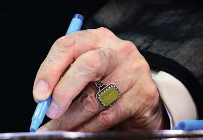  کمک ۵ میلیارد تومانی رهبر انقلاب برای آزادی زندانیان نیازمند - روزنامه رسالت