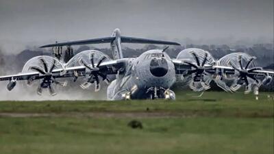  دلیل فرود هواپیماهای روسی در ایران اعلام شد / اظهارات مهم سفیر ایران در روسیه