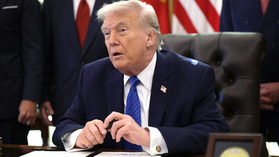  ترامپ: د ۳۲ هزار نفر در جریان نا‌آرامی‌های اخیر ایران کشته‌ شده‌اند!/ ایران بهتر است درباره یک توافق منصفانه مذاکره کند - سلام نو