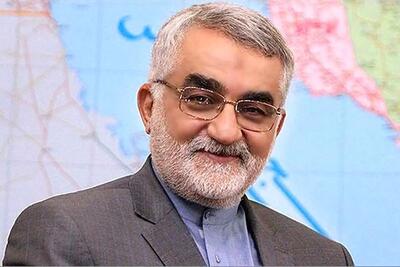  همکاری نفتی با آمریکا منوط به تأمین منافع ملی است / هنوز رژیم صهیونیستی از ضربه موشکی ایران کمر راست نکرده است