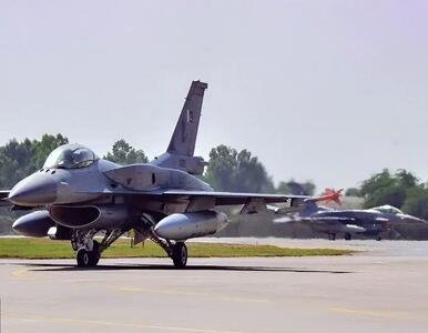  پاکستان به افغانستان حمله هوایی کرد؛ کشته شدن غیرنظامیان از جمله زنان و کودکان