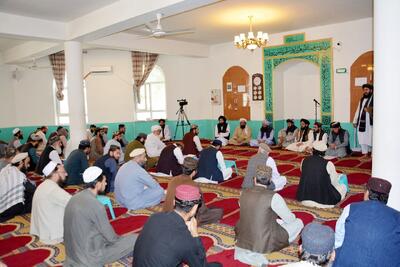  دستور عجیب طالبان به نمازگزاران: هر کس ۲۰ رکعت نماز نخواند حق ندارد از مسجد بیرون برود!