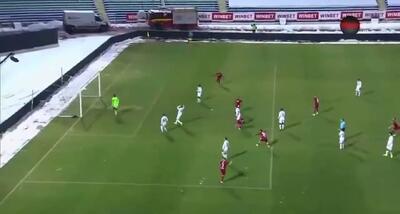  قیچی برگردان جنون‌آمیز ستاره کلمبیایی چشم‌ها را خیره کرد - پارس فوتبال