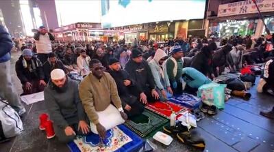  حمله طرفداران ترامپ به نماز مسلمانان نیویورک