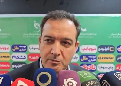  اسفندیارپور: تمام قد کنار گل‌گهر ایستاده‌ایم