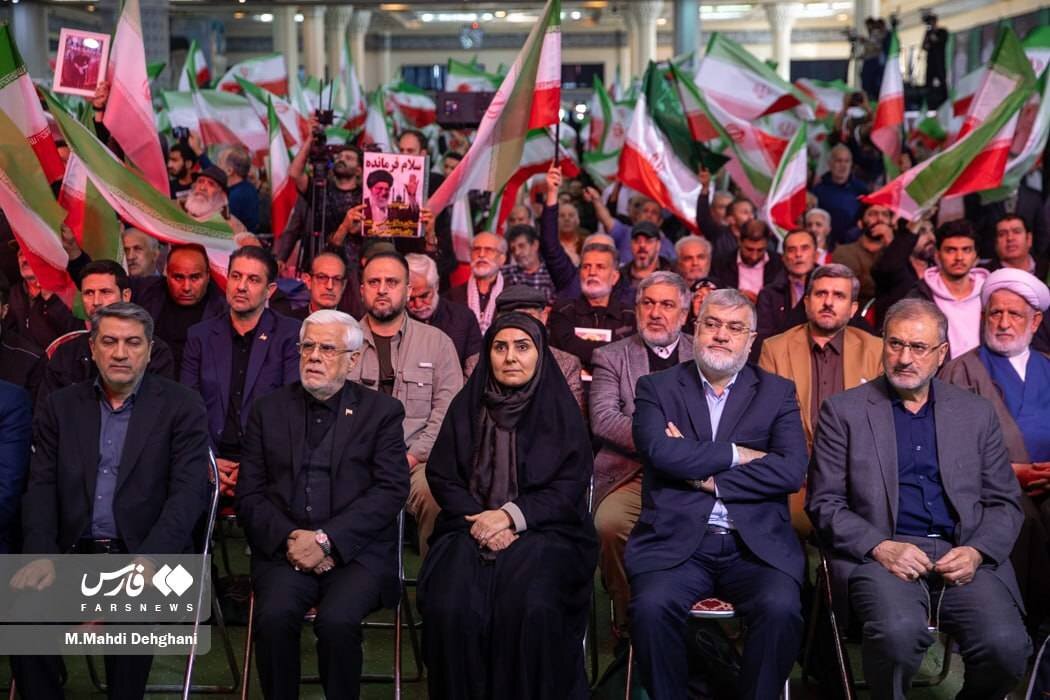 عکس/ مراسم چهلم روز شهادت شهدای دی‌ماه