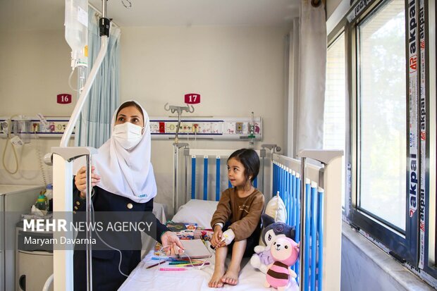 ابوطالبی: چرا پرستاران باید بیشتر از دیگر مشاغل کار کنند؟