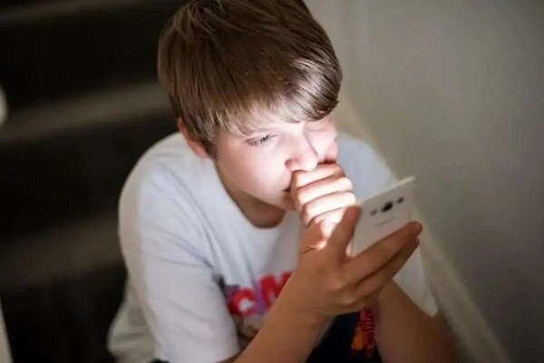 دوستی‌های مجازی می‌تواند دردسرساز شود؛ توصیه‌های پلیس فتا