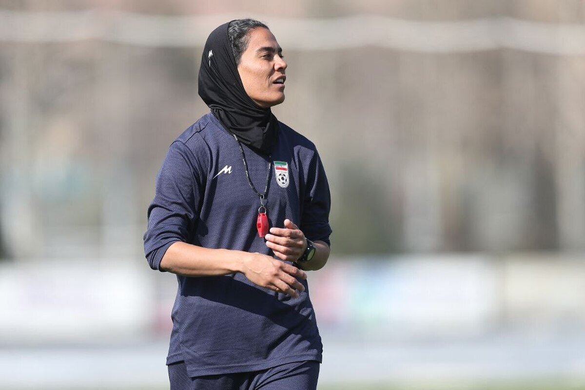 ملایی: ملاک ارزیابی بازیکنان صرفاً عملکرد آنها در لیگ برتر فوتبال بانوان نیست