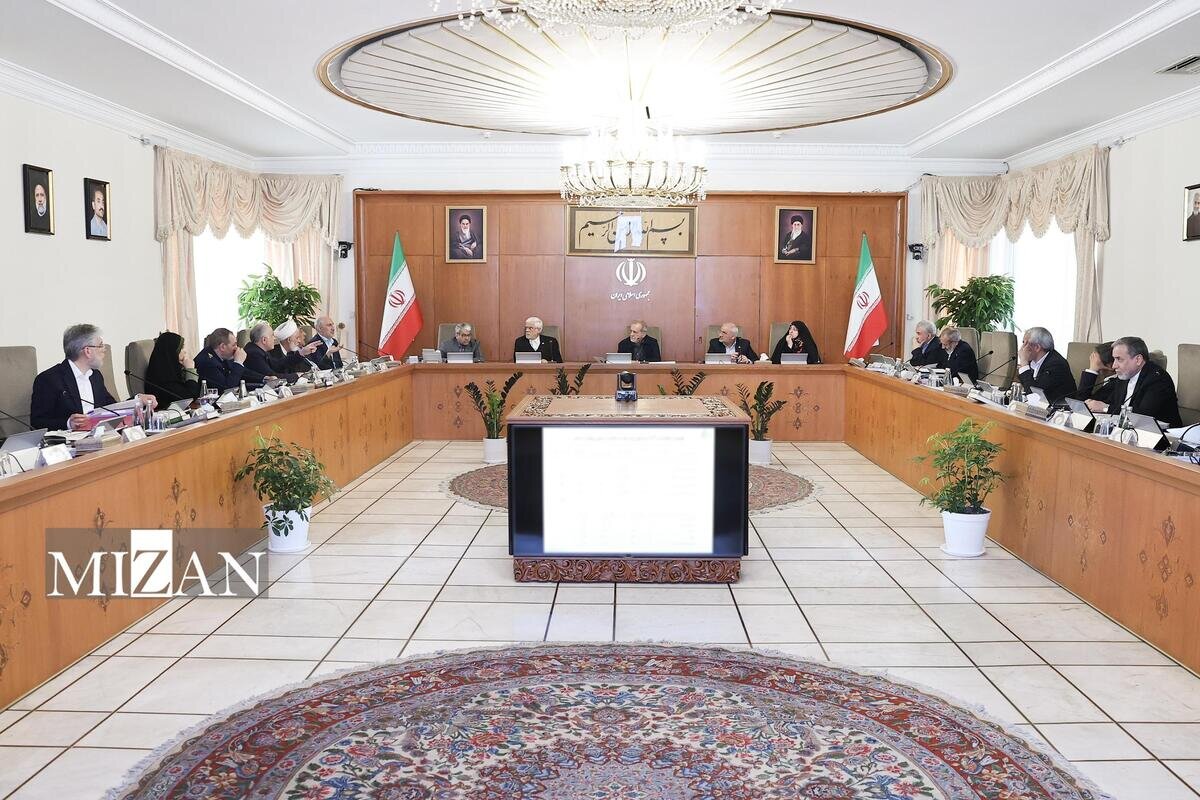 گزارش وزیر خارجه از روند مذاکرات اخیر در جلسه هیئت دولت