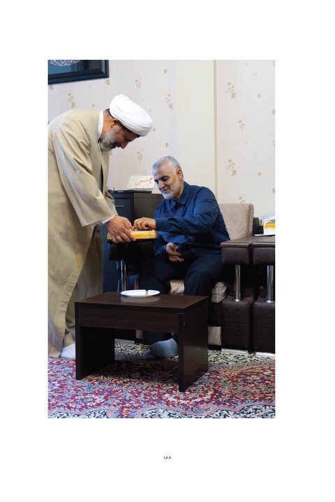 وقتی خاطره قد می‌کشد و تاریخ می‌سازد/ ۴۰ سال رفاقت با «سرباز وطن»